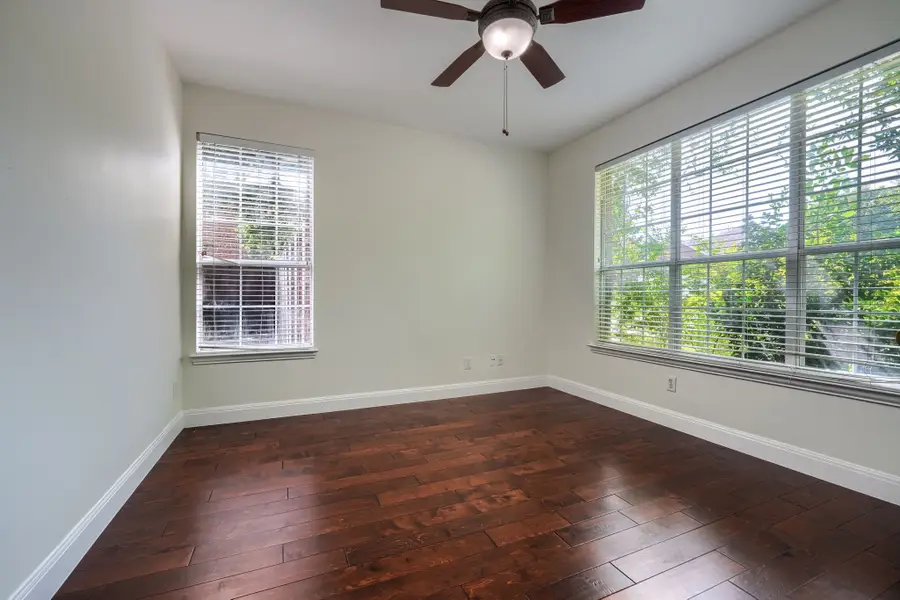 812 Brookwater Drive, McKinney, TX 75071 - Image #3