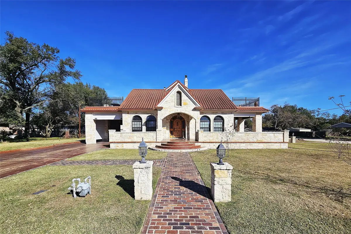 511 E Farrar Street, Groesbeck, TX 76642 - Image #1