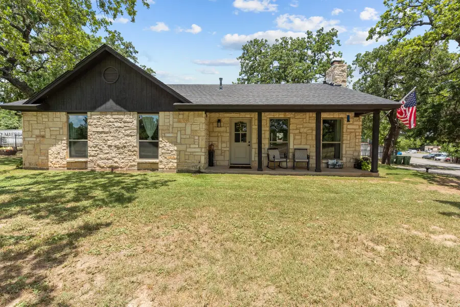 220 S Ash Terrace, Springtown, TX 76082 - Image #3