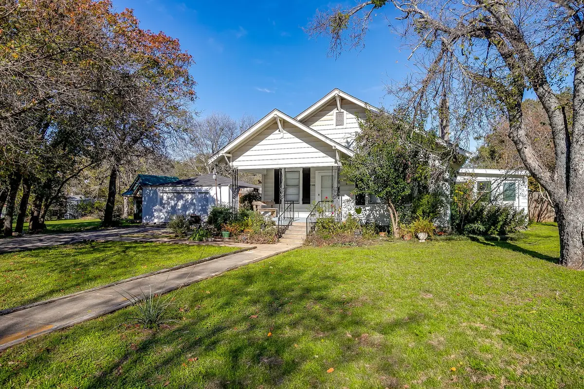 7000 Alice Road, Lake Worth, TX 76135 - Image #1