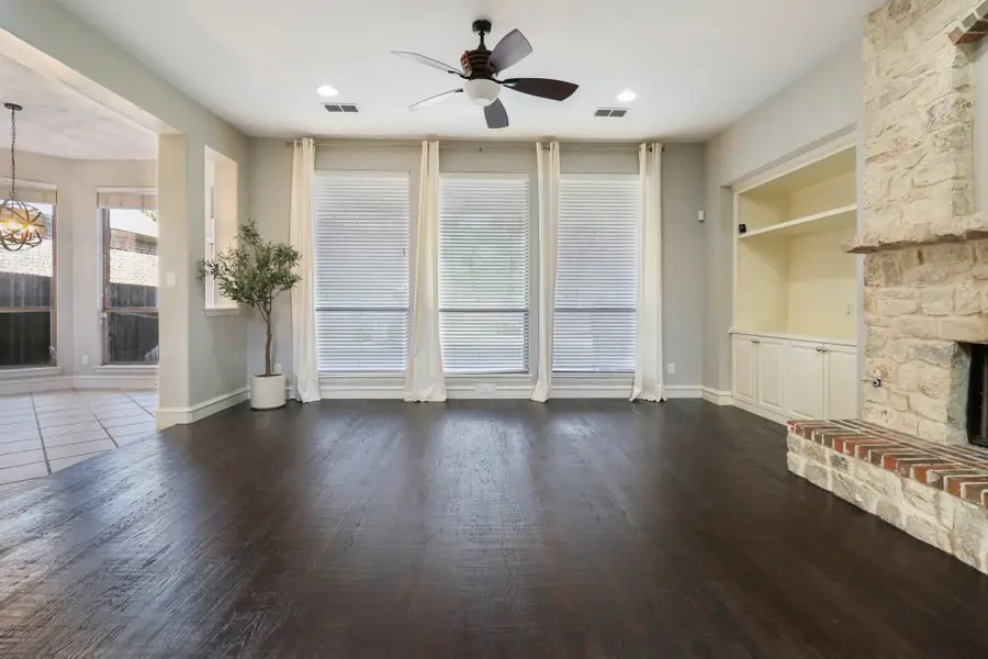 5116 Dunster Drive, McKinney, TX 75070 - Image #2