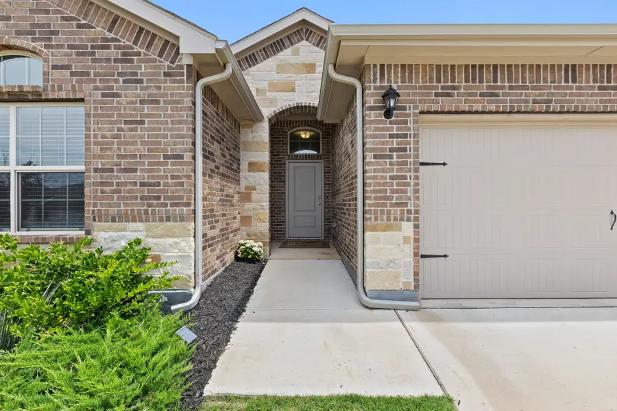 140 Orchard Pines Place, Boyd, TX 76023 - Image #3