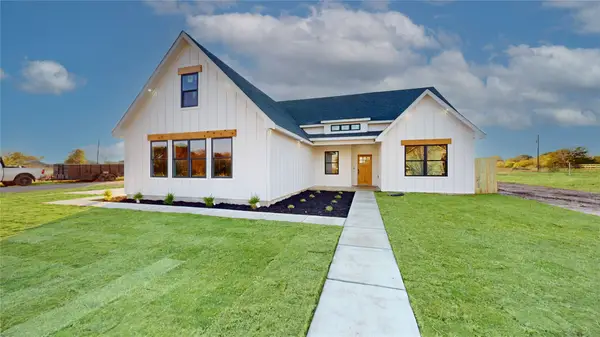 9228 Sunrise Drive, Fort Worth, TX 76134