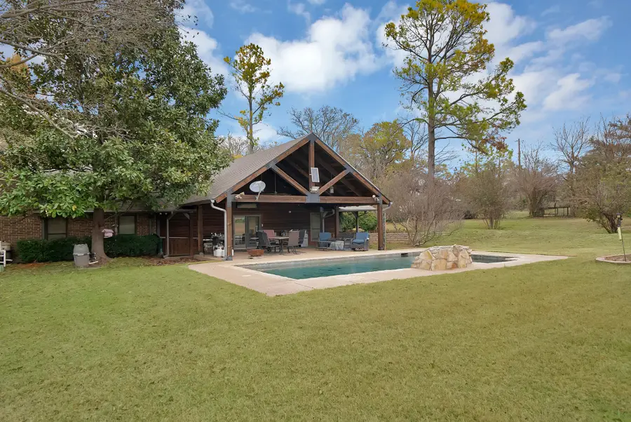 1317 Sweet Springs Road, Weatherford, TX 76088 - Image #2