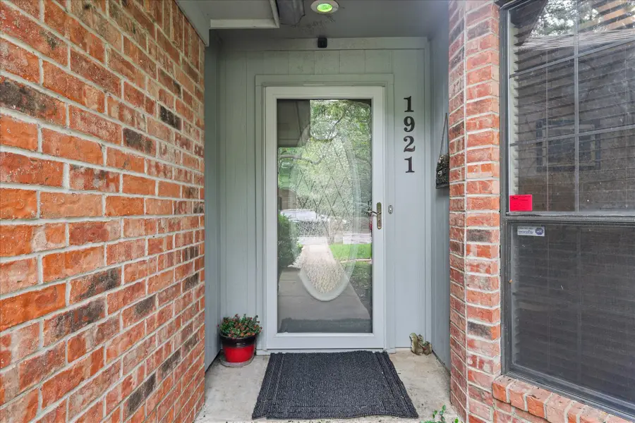 1921 N Lake Trail, Denton, TX 76201 - Image #3