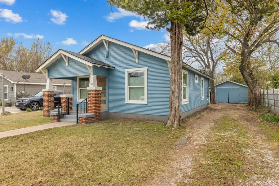2512 Campbell Street, Fort Worth, TX 76105 - Image #2