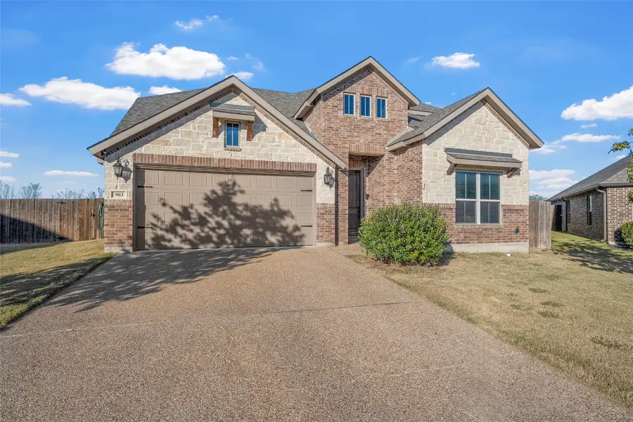 903 Dublin Court, McGregor, TX 76657 - Image #2