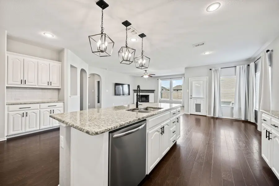 1000 Barry Drive, Weatherford, TX 76087 - Image #2