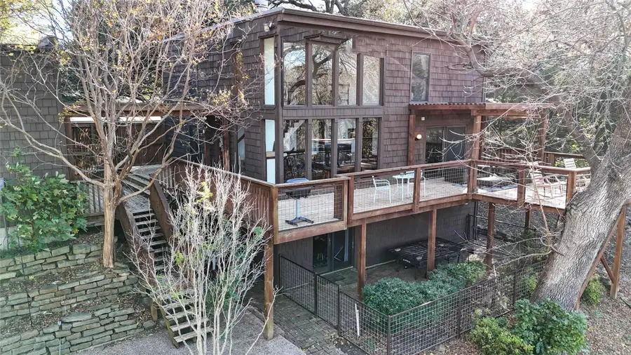 3161 Brincrest Circle, Farmers Branch, TX 75234 - Image #2