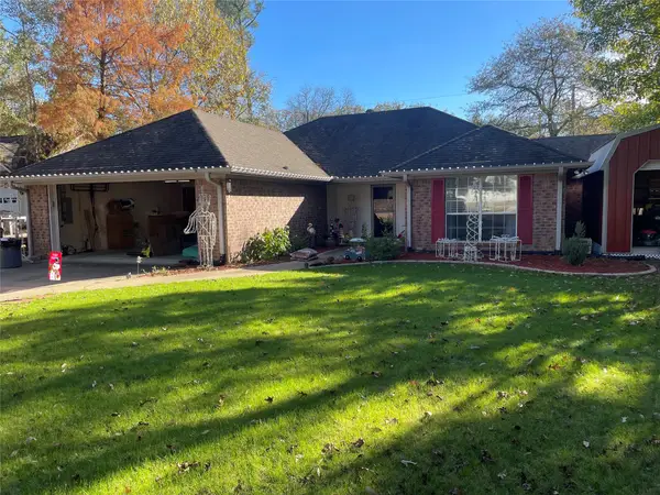 197 Green Meadow Trail, Holly Lake Ranch, TX 75765