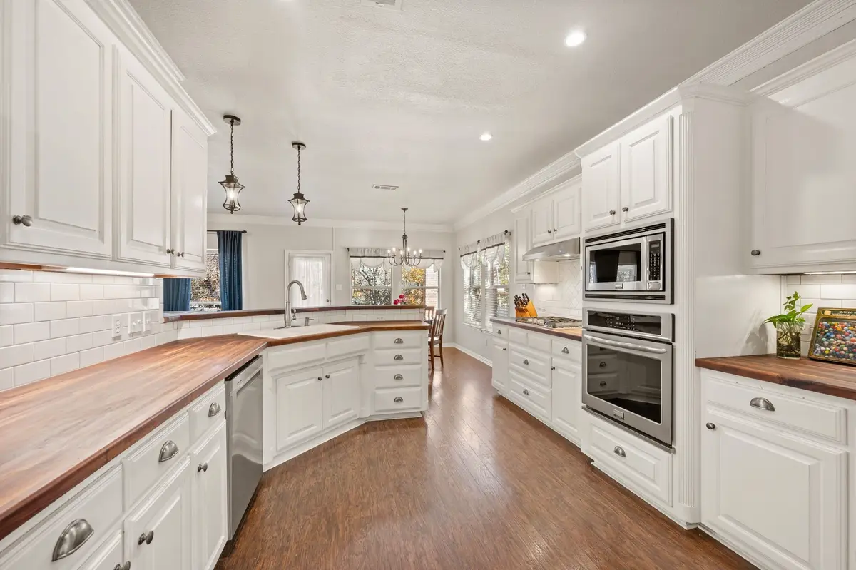 7720 Bridlewood Court, North Richland Hills, TX 76182 - Image #1