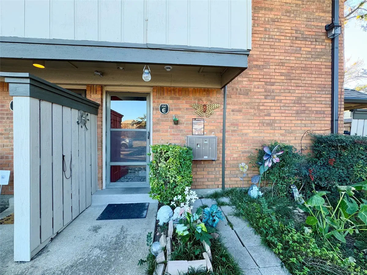 2814 Lineville Drive #102, Farmers Branch, TX 75234 - Image #1