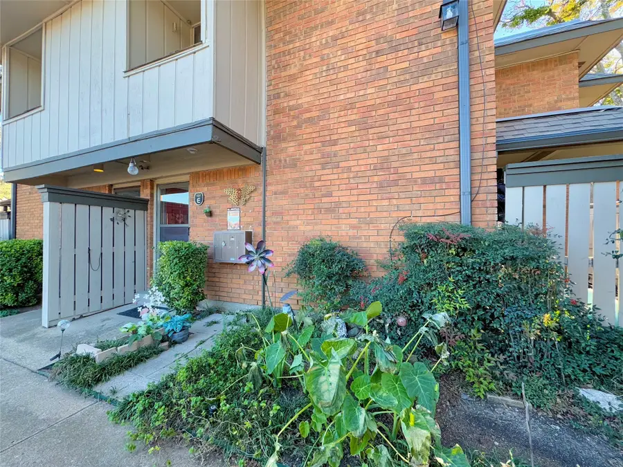 2814 Lineville Drive #102, Farmers Branch, TX 75234 - Image #2