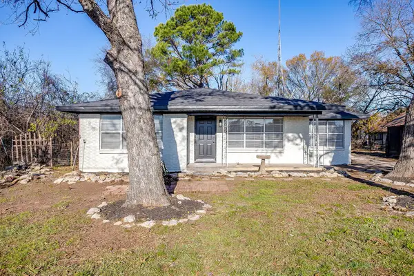 1501 E Henderson Street, Cleburne, TX 76031