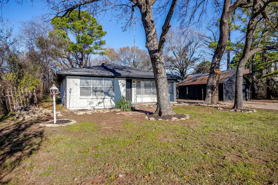 1501 E Henderson Street, Cleburne, TX 76031 - Image #2