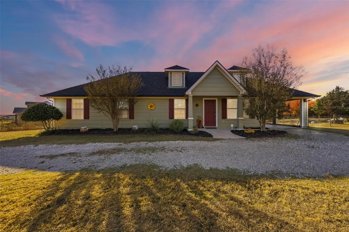 103 Toowoomba Lane, Weatherford, TX 76085 - Image #1