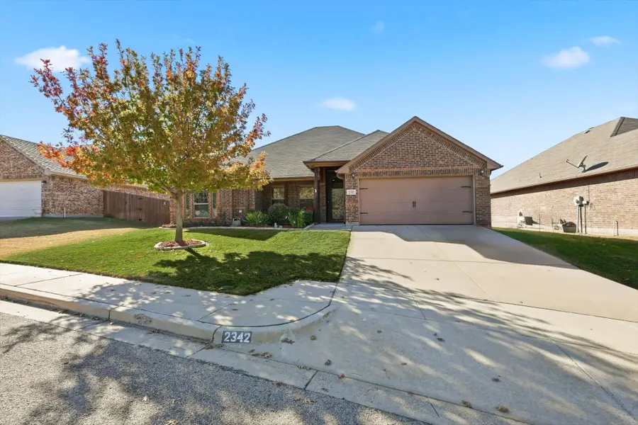 2342 Trace Ridge Drive, Weatherford, TX 76087 - Image #2