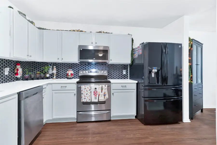 5722 Firethorn Drive, Dallas, TX 75249 - Image #2