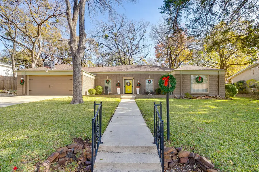 1705 Watson Street, Fort Worth, TX 76103 - Image #2