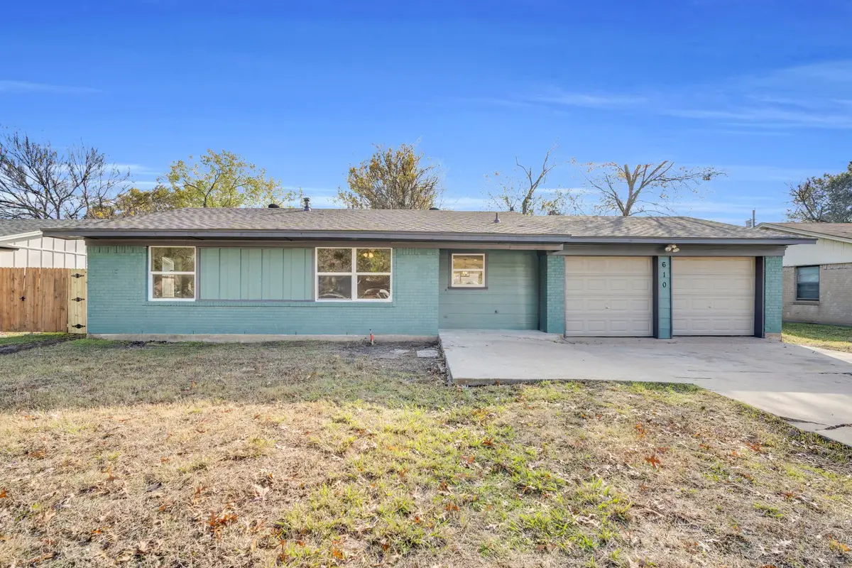 610 Colgate Drive, Lancaster, TX 75134 - Image #1