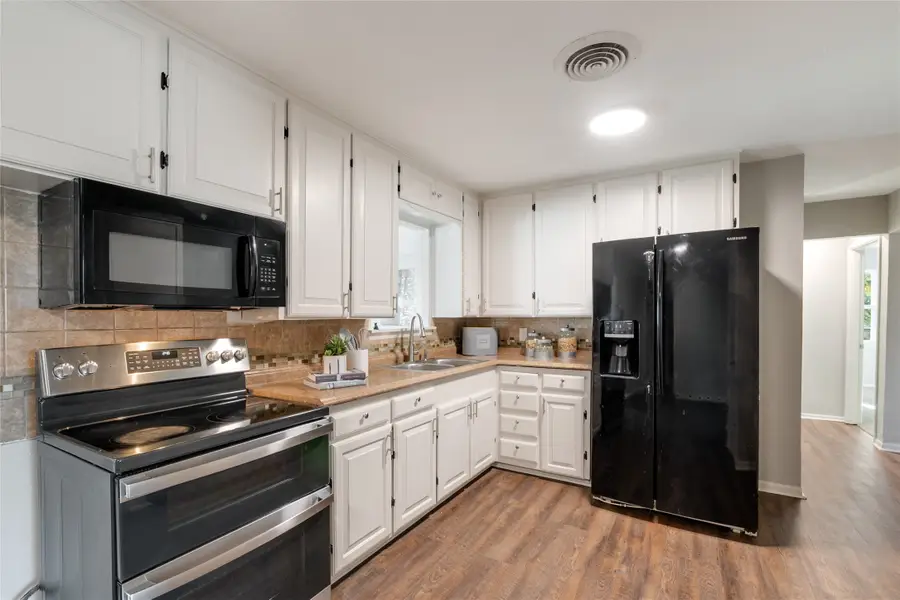 5405 Lubbock Avenue, Fort Worth, TX 76133 - Image #3