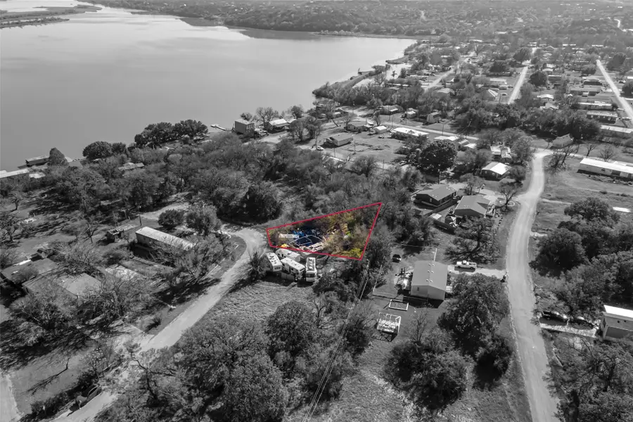 5704 Highland Court, Granbury, TX 76048 - Image #2