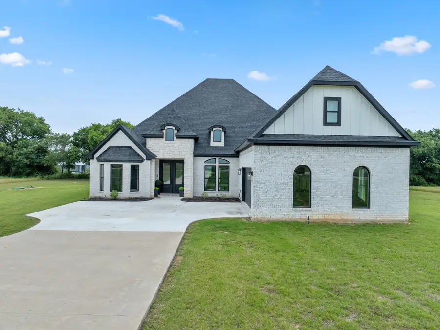 124 High Point Drive, Hillsboro, TX 76645 - Image #2