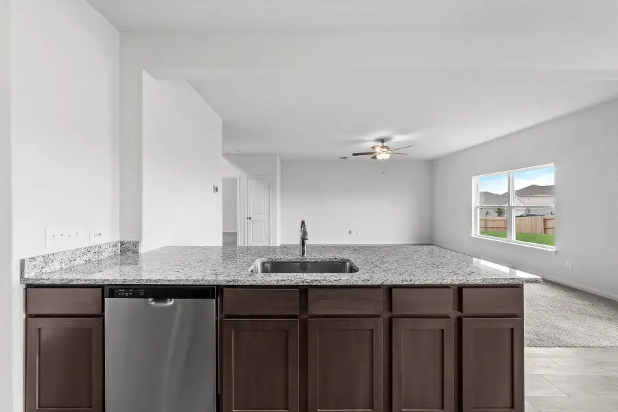 10113 Throttle Lane, Fort Worth, TX 76131 - Image #3