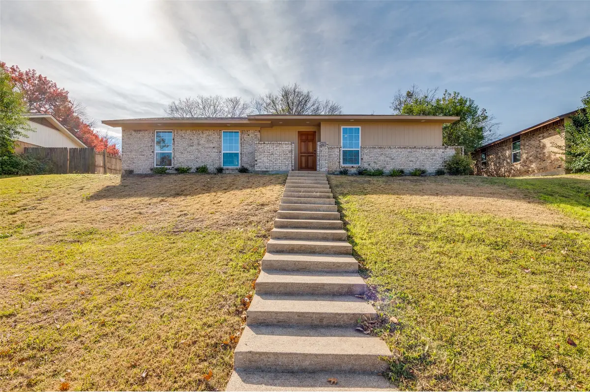 314 Timberline Drive, Duncanville, TX 75137 - Image #1