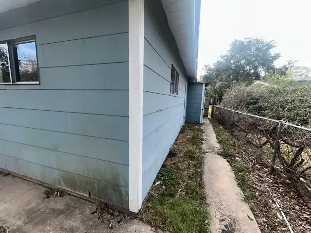 2302 E Mistletoe Avenue, Victoria, TX 77901 - #2