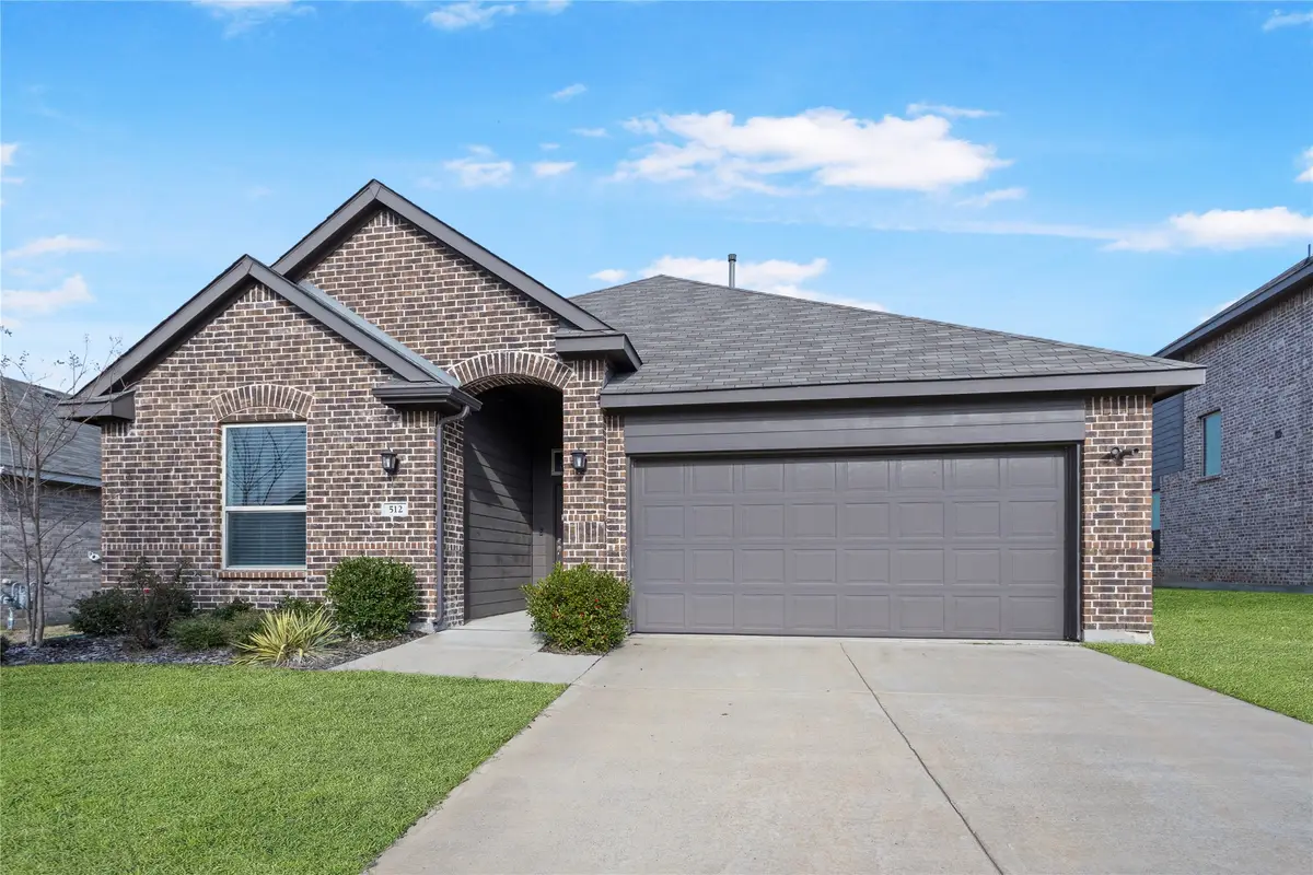 512 Mccoy Drive, Van Alstyne, TX 75495 - Image #1