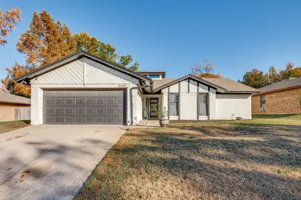 5009 Fairmount Drive, Arlington, TX 76017