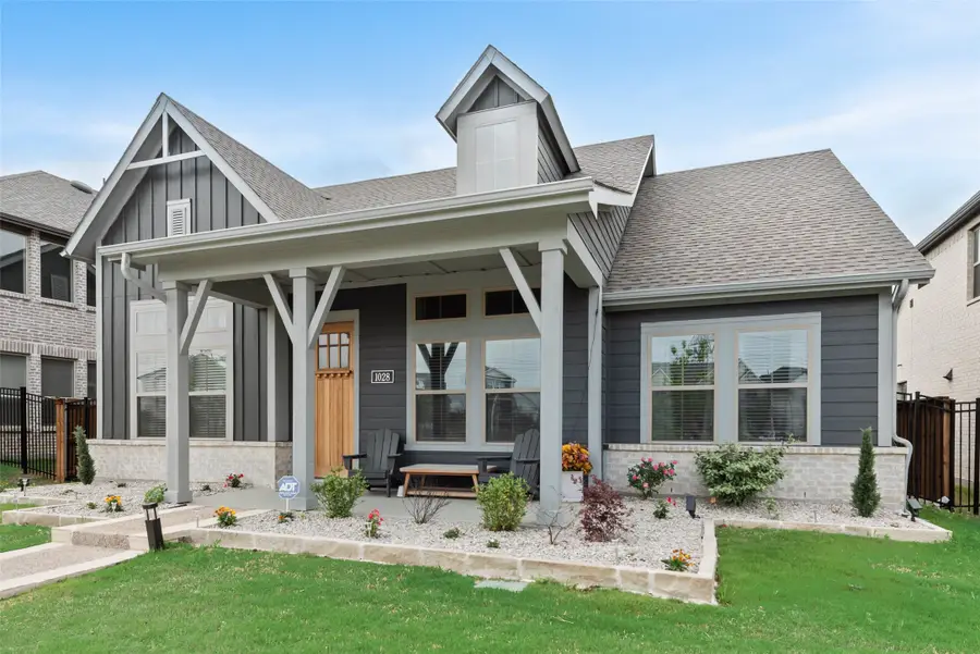 1028 Almond Blossom Circle, Crowley, TX 76036 - Image #2