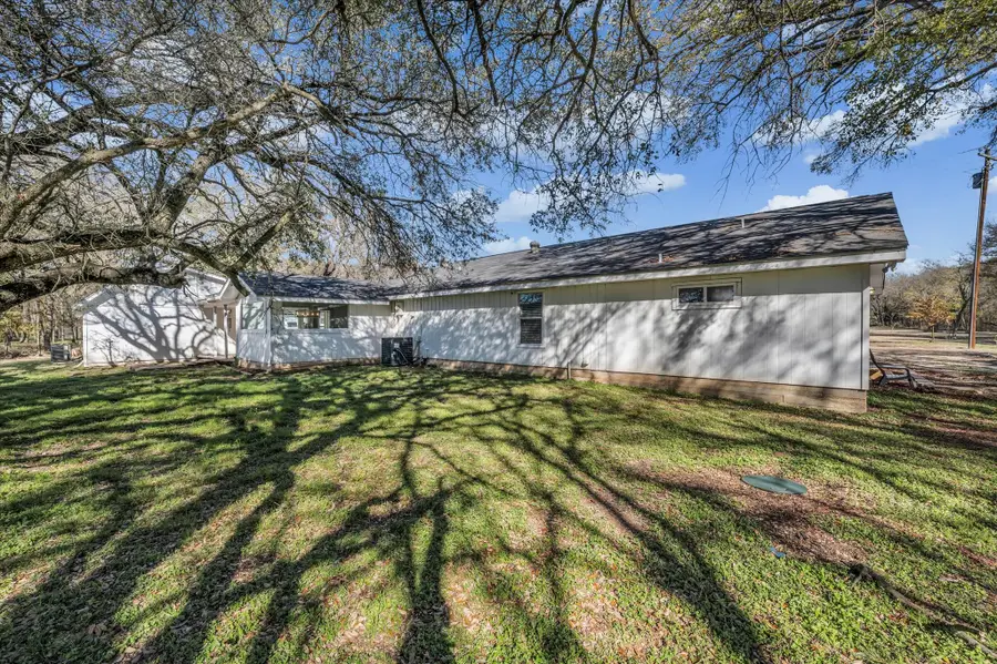 1835 Fort Graham Road, Waco, TX 76705 - Image #2