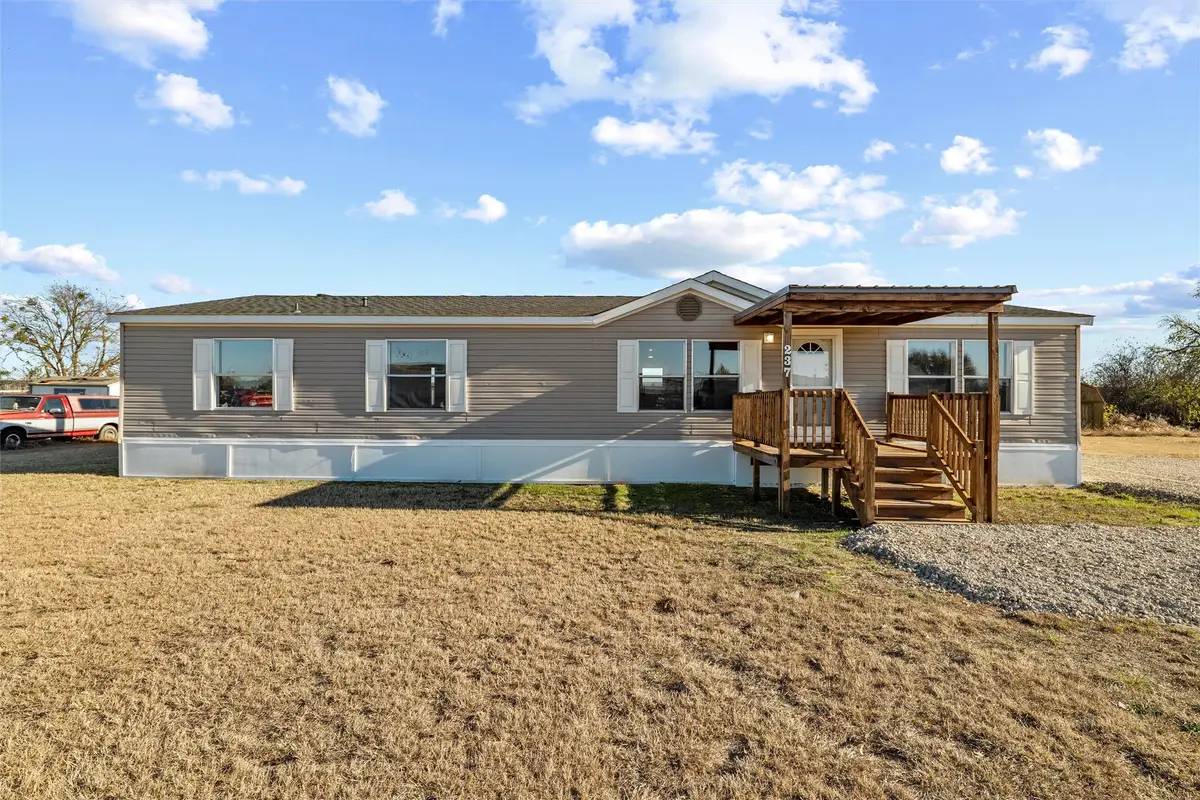 237 Quarterhorse Road, Waxahachie, TX 75165 - Image #1