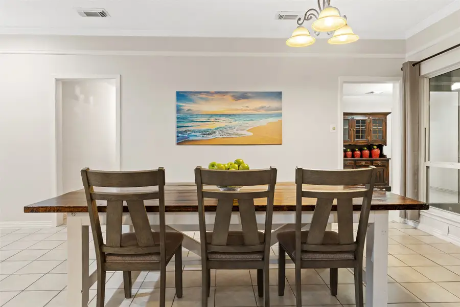 1105 E Spring Valley Road, Richardson, TX 75081 - Image #3