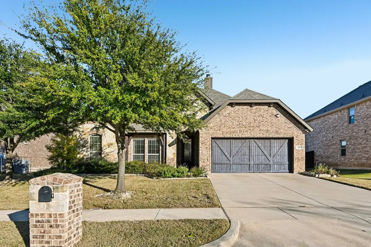 418 Whispering Willow Drive, Midlothian, TX 76065 - Image #1