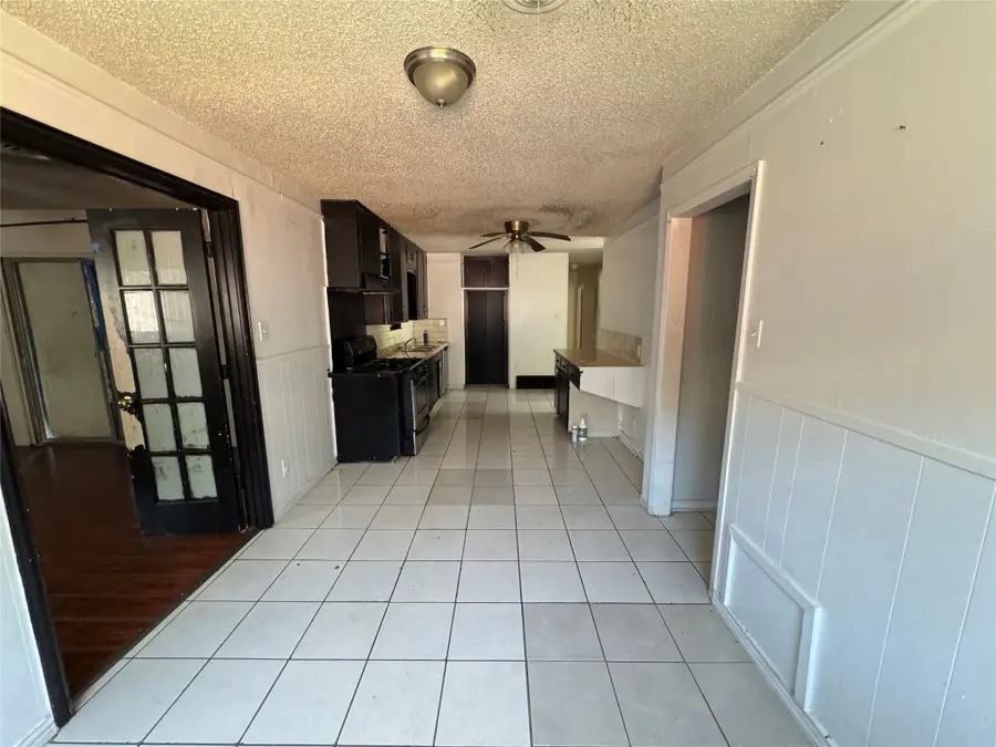 408 Simmons Drive, Hurst, TX 76053 - Image #3