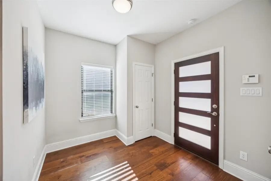 7508 W Shore Drive, The Colony, TX 75056 - Image #3