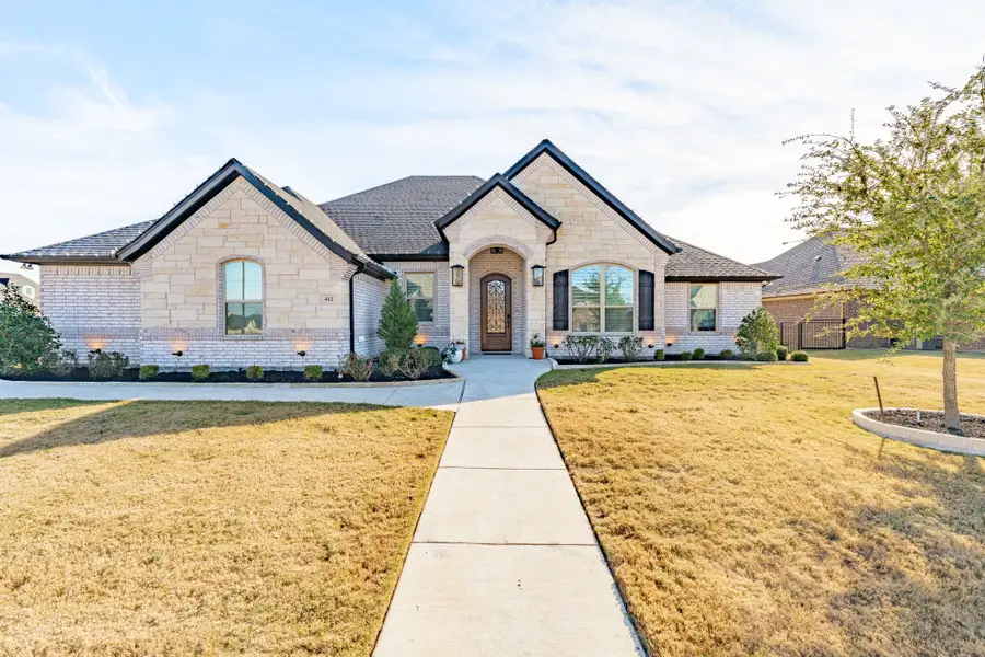 412 Fowler Drive, Granbury, TX 76048 - Image #2