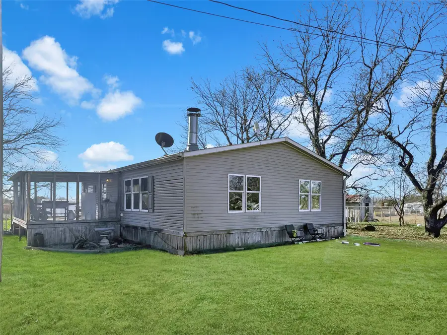 1100 Alford Street, Graham, TX 76450 - Image #3