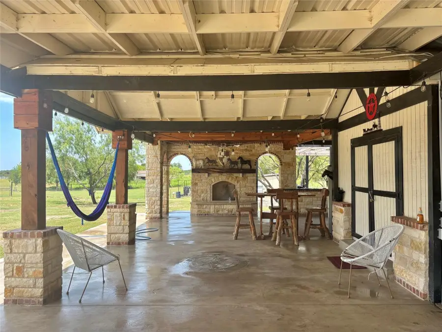 6049 NE County Rd 1030b, Rice, TX 75155 - Image #3