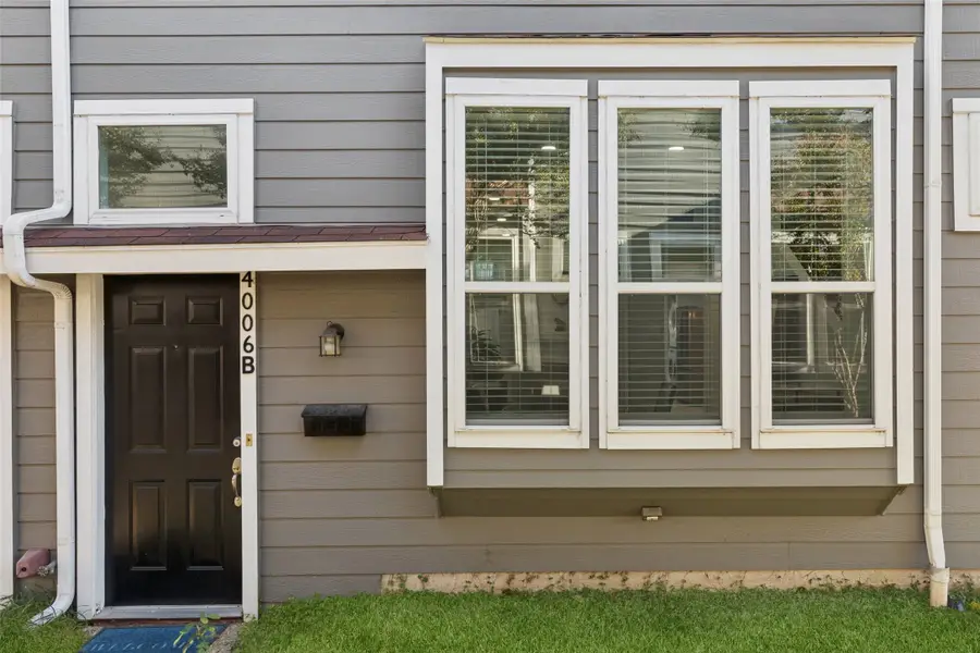 4006 Holland Avenue #B, Dallas, TX 75219 - Image #2