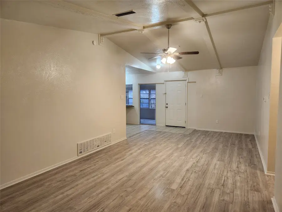 2654 Princeton Drive, Lancaster, TX 75134 - Image #3