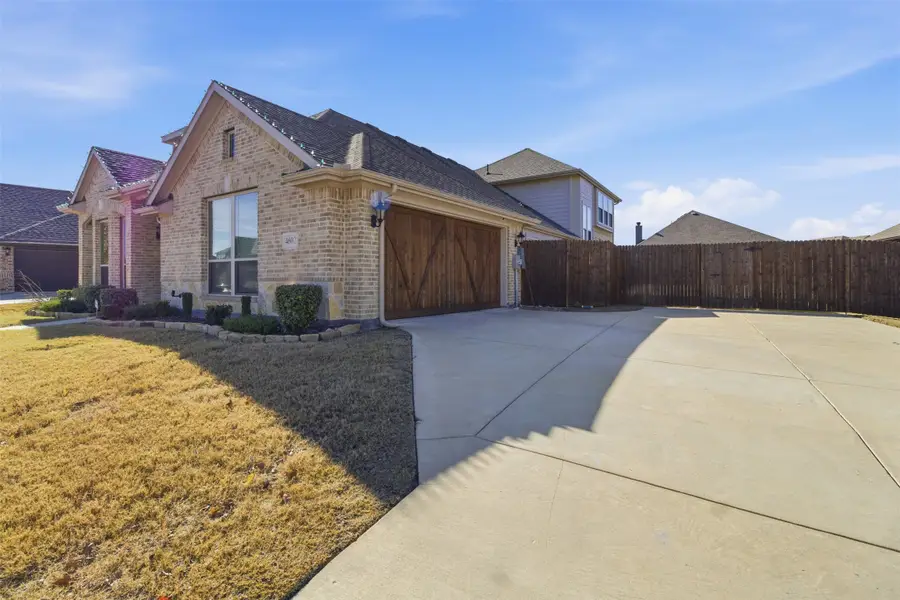 4602 Massey Meadows Way, Midlothian, TX 76065 - Image #2