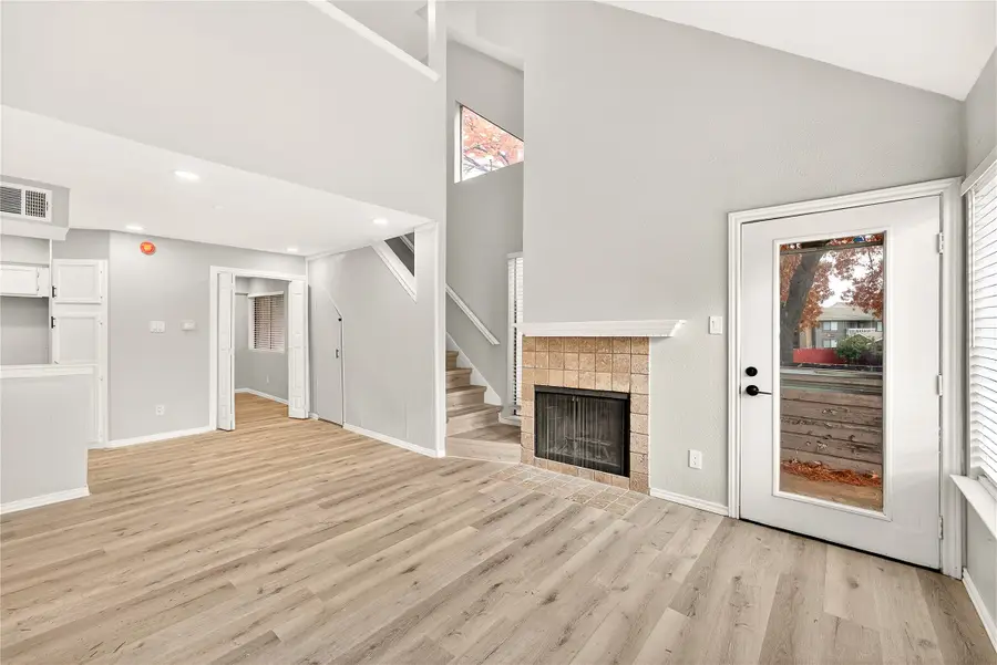 9801 Walnut Street #212, Dallas, TX 75243 - Image #2