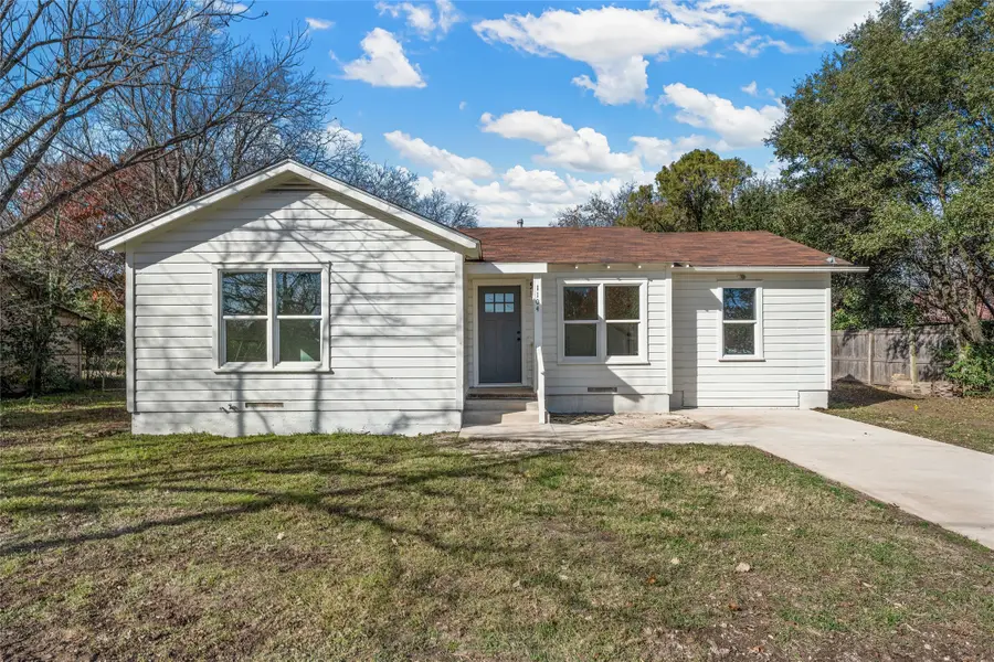 1104 W 10th Street, McGregor, TX 76657 - Image #2