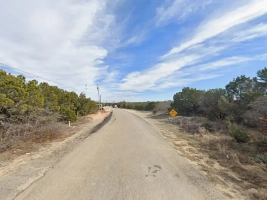 1416 Ridgeview Circle, Granbury, TX 76048 - Image #3