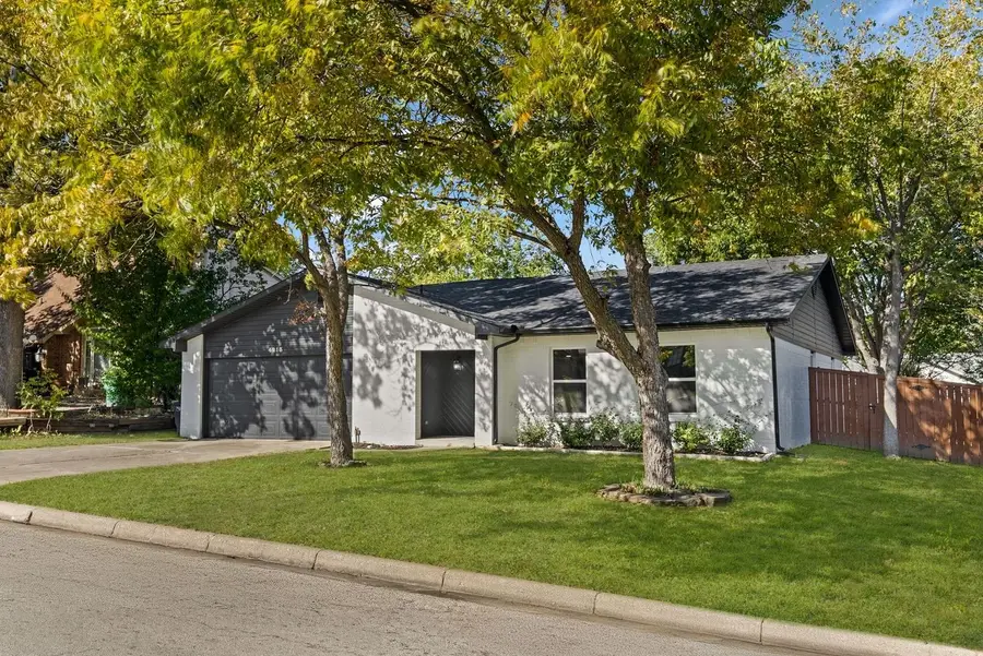 4213 Huckleberry Drive, Fort Worth, TX 76137 - Image #2