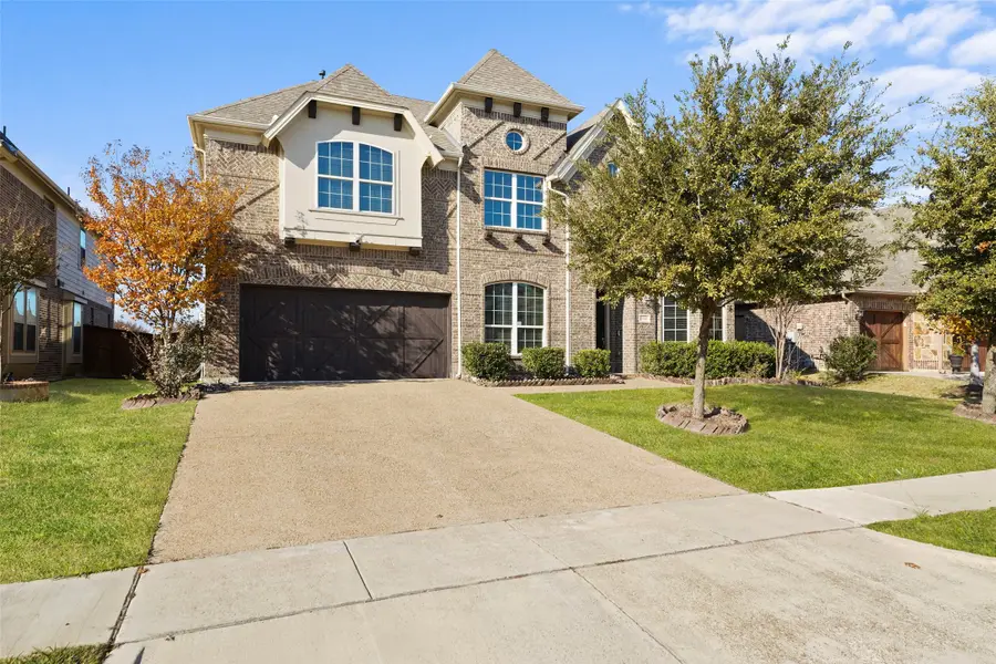 7243 Brisa Road, Grand Prairie, TX 75054 - Image #2